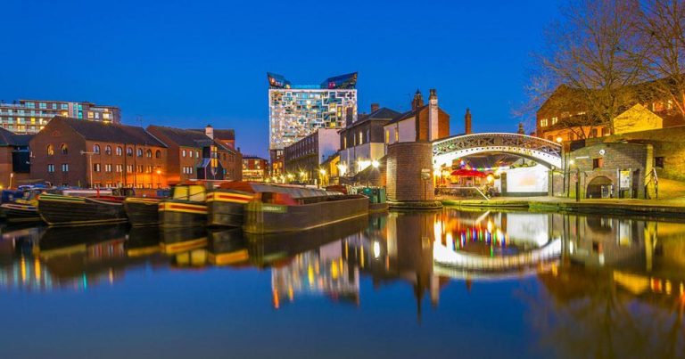 Birmingham - abendlicher Blick auf den Fluss bei Reisemagazin Plus